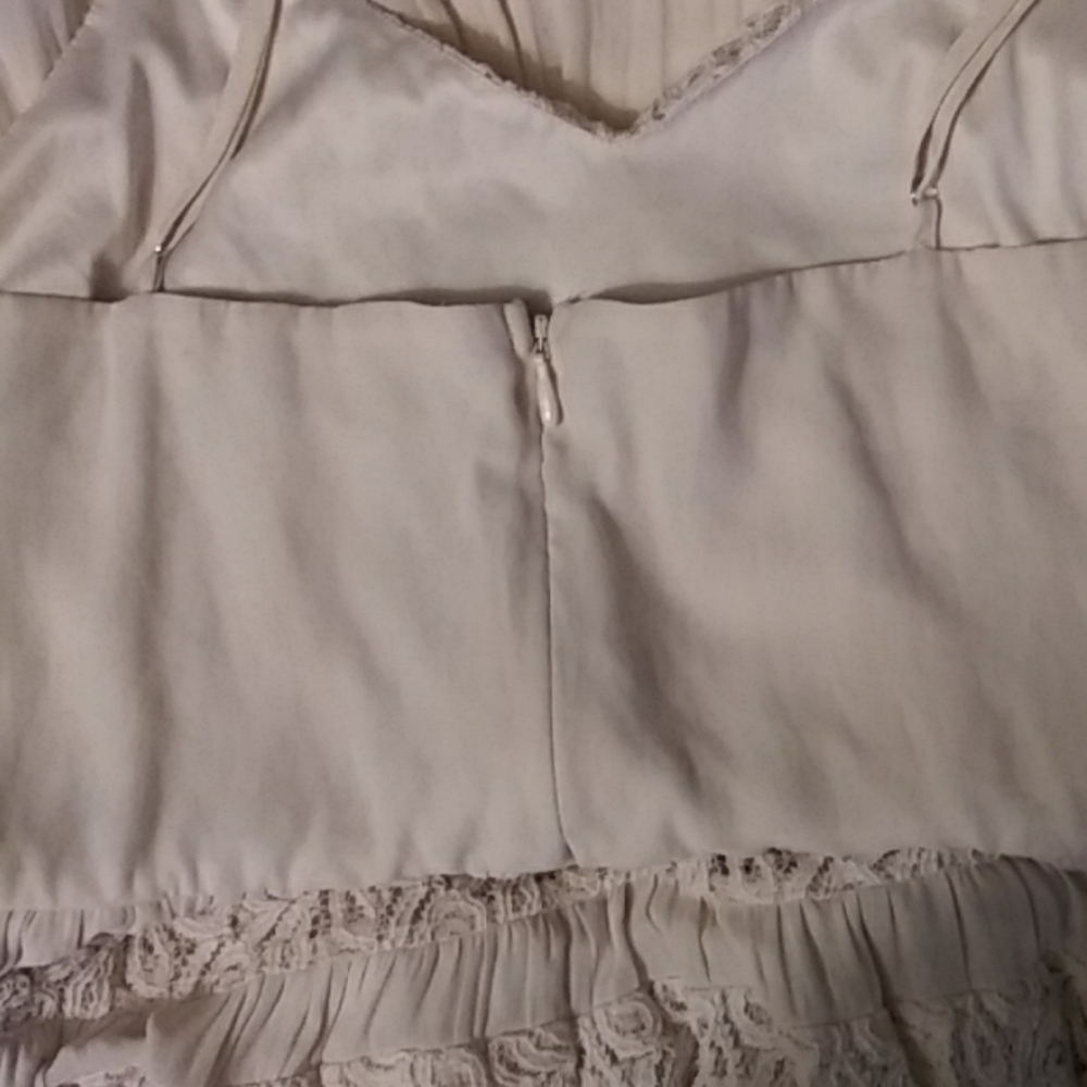 Dress - Picture 5 of 6